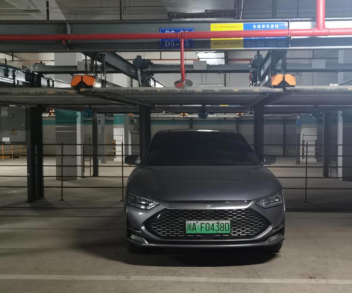 宜君縣四立柱簡易升降機械式立體停車設備